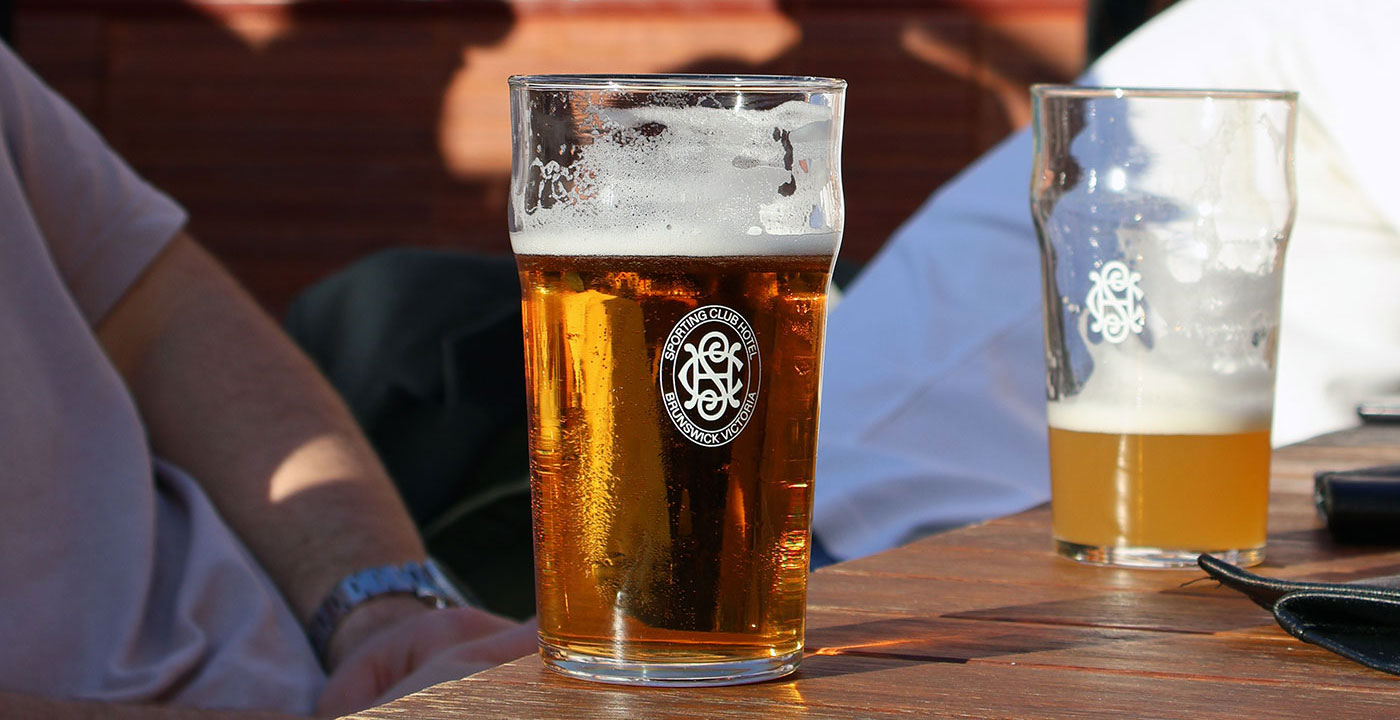 Beer Service: The Perfect Pint Starts With A Clean Glass - The Crafty Pint